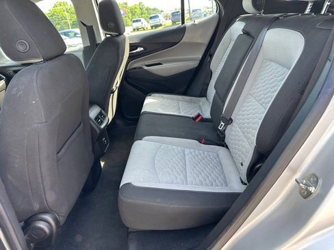 Used 2020 Chevrolet Equinox LS AWD/4WD image 20