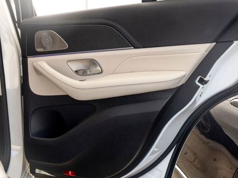 Used 2021 Mercedes-Benz GLE 580 4MATIC image 22