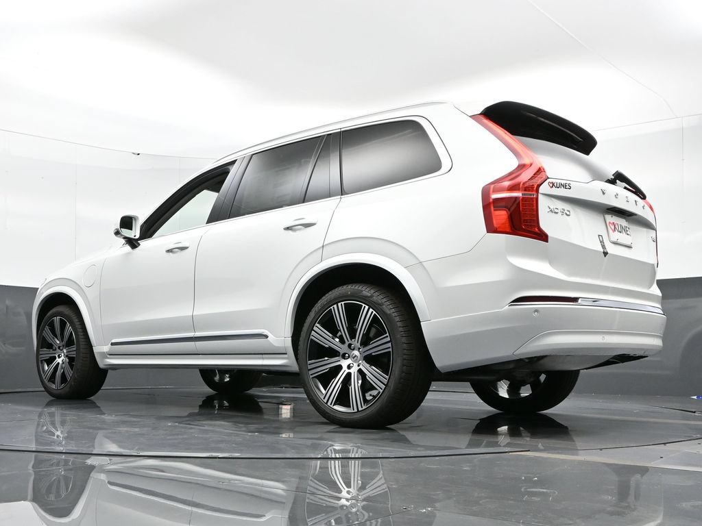Certified 2025 Volvo XC90 T8 Core w/ Protection Package Premier AWD/4WD image 54