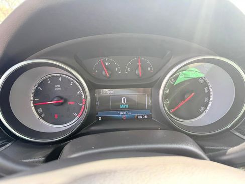 Used 2018 Buick Regal Essence w/ Driver Confidence Package #1 image 20