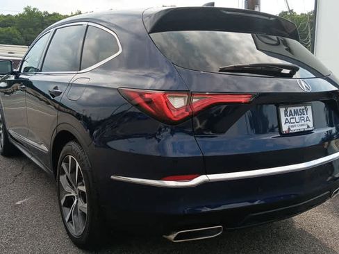Used 2024 Acura MDX SH-AWD w/ Technology Package image 3