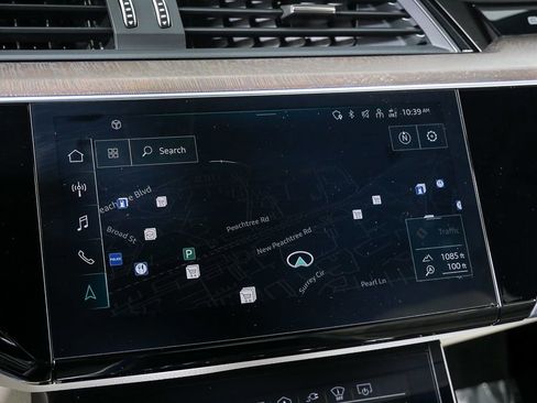 Certified 2024 Audi Q8 e-tron Prestige image 15