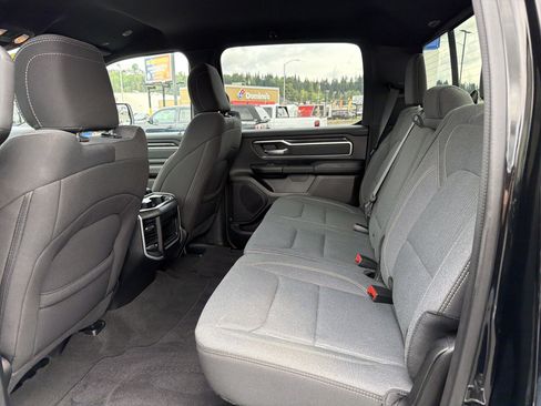 Used 2022 RAM 1500 Big Horn AWD/4WD image 10