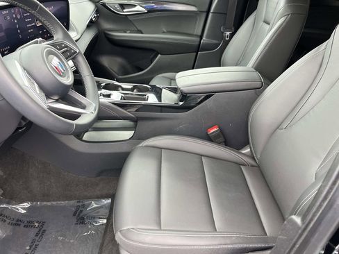 Used 2025 Buick Envision Preferred AWD/4WD image 27