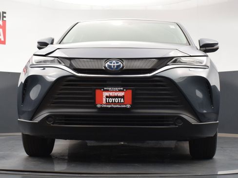 Used 2021 Toyota Venza LE image 30