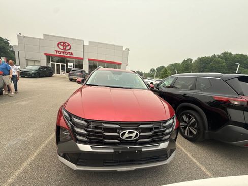 Used 2025 Hyundai Tucson SEL AWD/4WD image 7