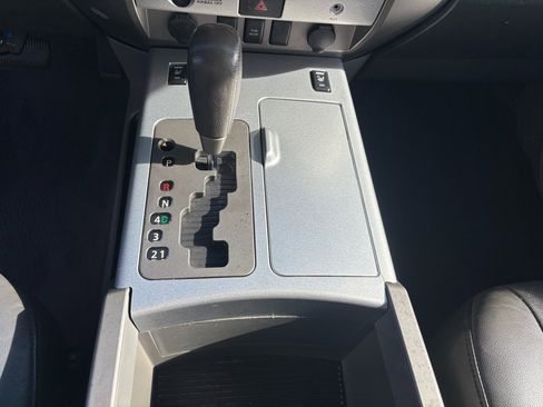 Used 2006 Nissan Titan LE w/ (T01) Tow Pkg image 18