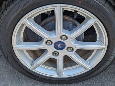 Used 2016 Ford Fiesta SE w/ Equipment Group 201A FWD image 9