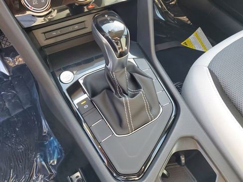 New 2026 Volkswagen Taos S image 24