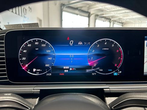 New 2026 Mercedes-Benz GLS 450 4MATIC image 9
