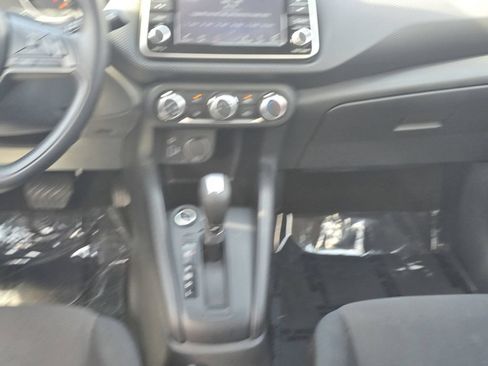 Used 2025 Nissan Kicks Play S FWD image 17