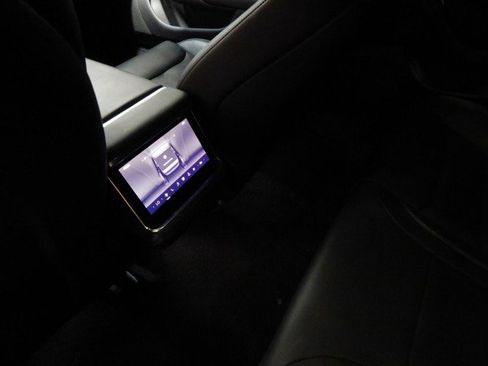 Used 2021 Tesla Model S Plaid image 21