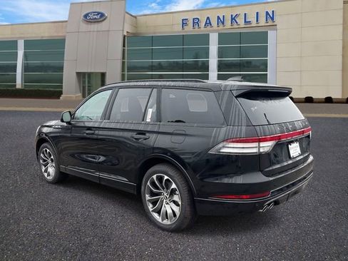 New 2026 Lincoln Aviator AWD w/ Jet Appearance Package image 5