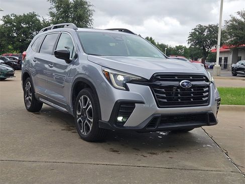 Used 2024 Subaru Ascent Limited w/ Technology Package image 2