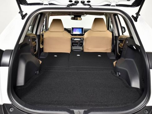 New 2025 Toyota RAV4 LE image 25