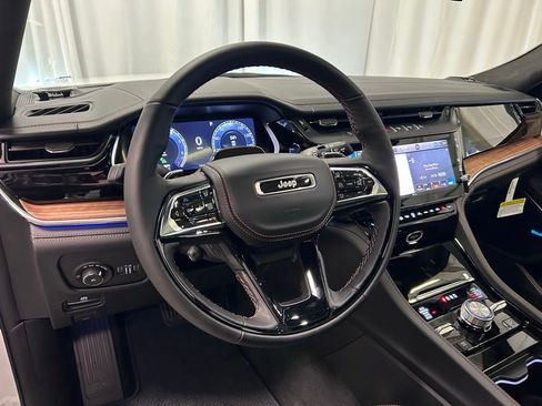 New 2026 Jeep Grand Cherokee L Summit AWD/4WD image 2