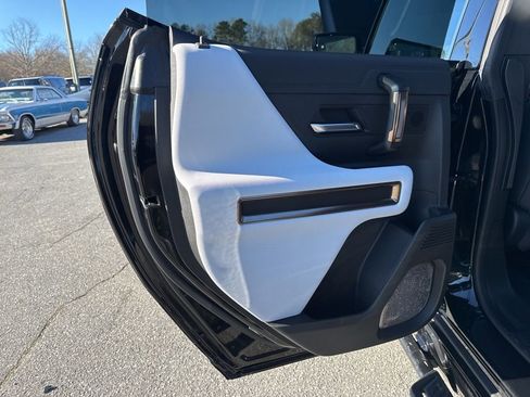 Used 2024 GMC Hummer EV 2X w/ Extreme Off-Road Package image 31