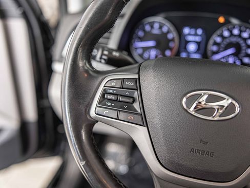 Used 2018 Hyundai Elantra Value Edition w/ Cargo Package image 15