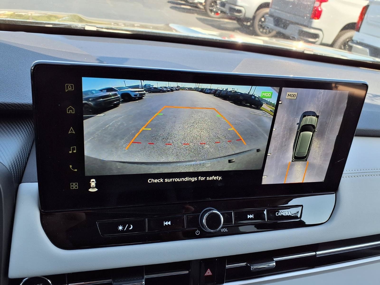 Used 2025 Mitsubishi Outlander SE FWD image 6