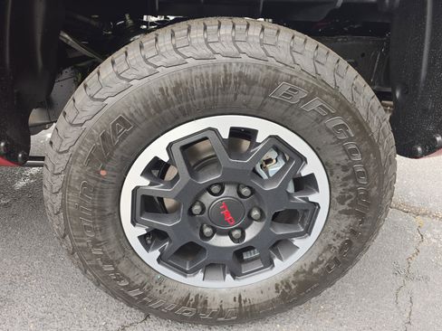 New 2026 Toyota Tacoma TRD Off-Road AWD/4WD image 28