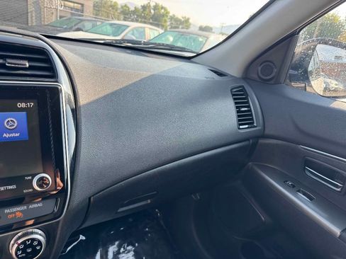 Used 2020 Mitsubishi Outlander Sport SE image 16