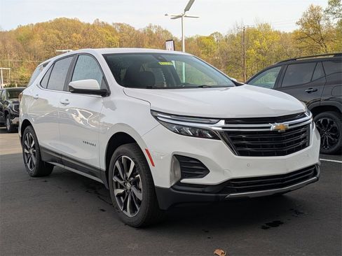 Used 2022 Chevrolet Equinox LT image 3