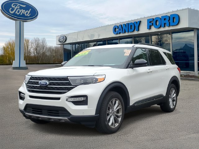 Used 2024 Ford Explorer XLT w/ Equipment Group 202A AWD/4WD image 2