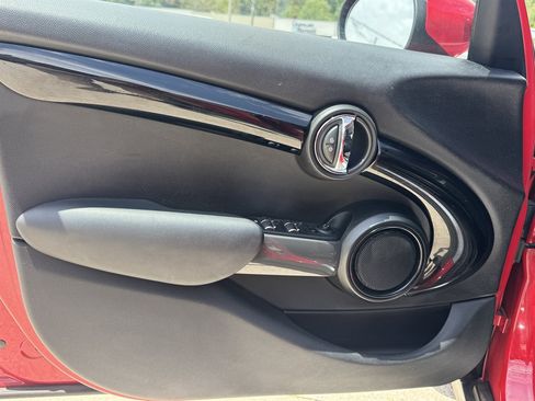 Used 2020 MINI Cooper S FWD image 13