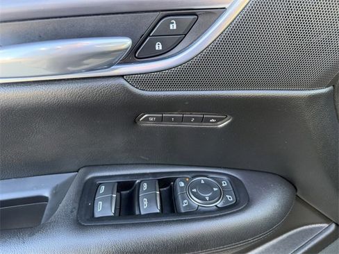 Used 2019 Cadillac XT5 Luxury image 19