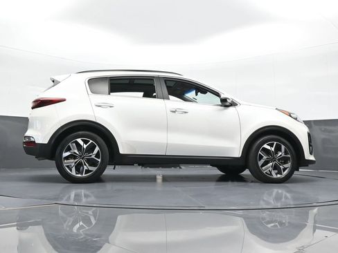 Used 2021 Kia Sportage EX w/ EX Technology Package image 67