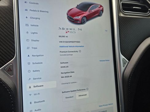 Used 2013 Tesla Model S Performance image 45