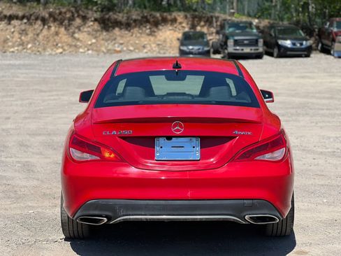 Used 2018 Mercedes-Benz CLA 250 4MATIC image 5