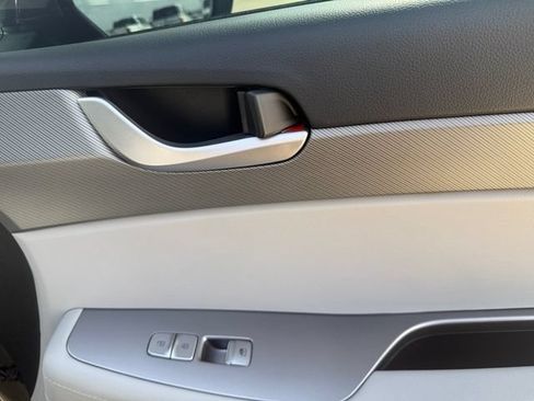 Used 2025 Hyundai Palisade SEL FWD image 6