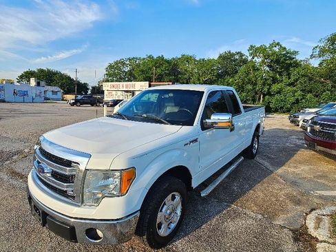 Used 2013 Ford F150 XLT w/ Mid Equipment Group RWD image 14