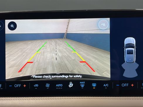 Used 2024 Lincoln Corsair AWD image 25