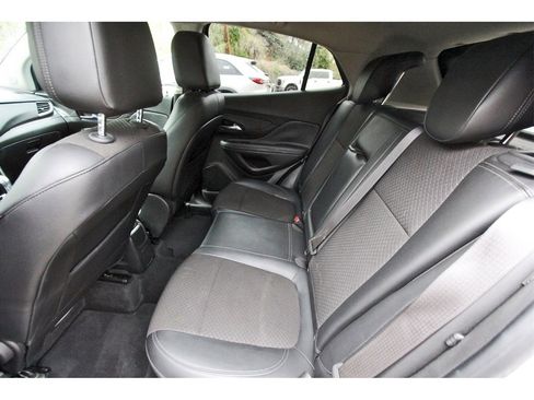 Used 2019 Buick Encore Preferred image 12