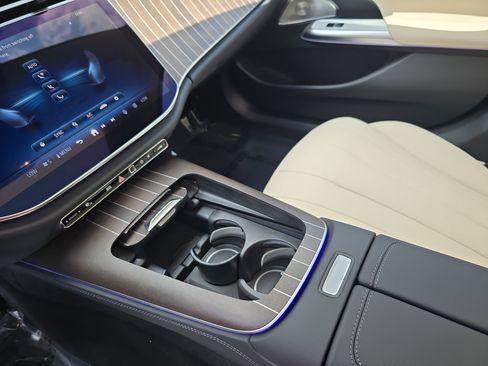 New 2026 Mercedes-Benz E 350 Sedan image 24