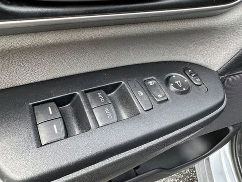 Used 2022 Honda CR-V EX image 14