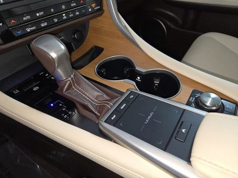 Certified 2020 Lexus RX 350 AWD w/ Premium Package image 32