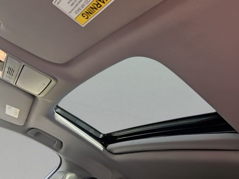 Used 2022 Honda Odyssey EX-L image 16