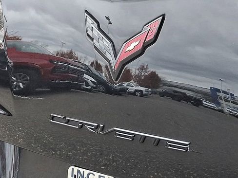 Used 2016 Chevrolet Corvette Z06 w/ 3LZ Preferred Equipment Group image 28