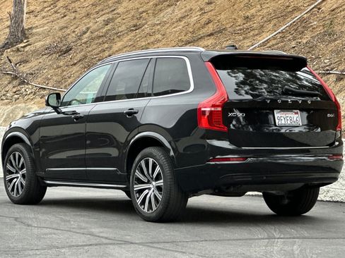 Certified 2023 Volvo XC90 B6 Core w/ Protection Package Premier AWD/4WD image 6