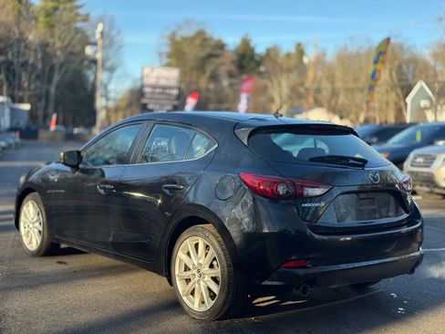Used 2017 MAZDA MAZDA3 Touring image 6