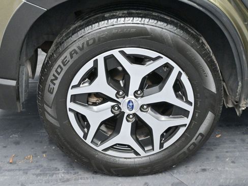 Used 2022 Subaru Forester Premium image 35
