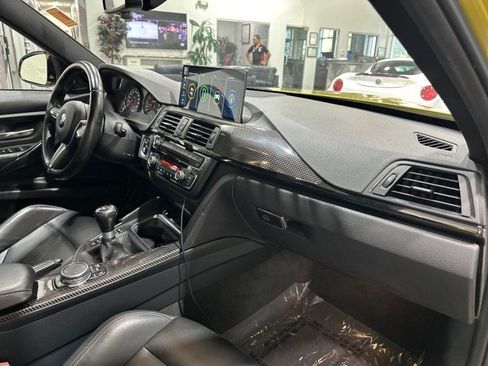 Used 2015 BMW M3 RWD image 56