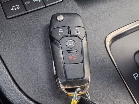 Used 2020 Ford Ranger XLT w/ Equipment Group 301A Mid image 11