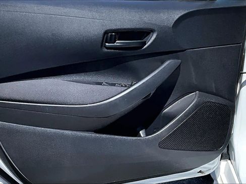 Used 2024 Toyota Corolla LE FWD image 21