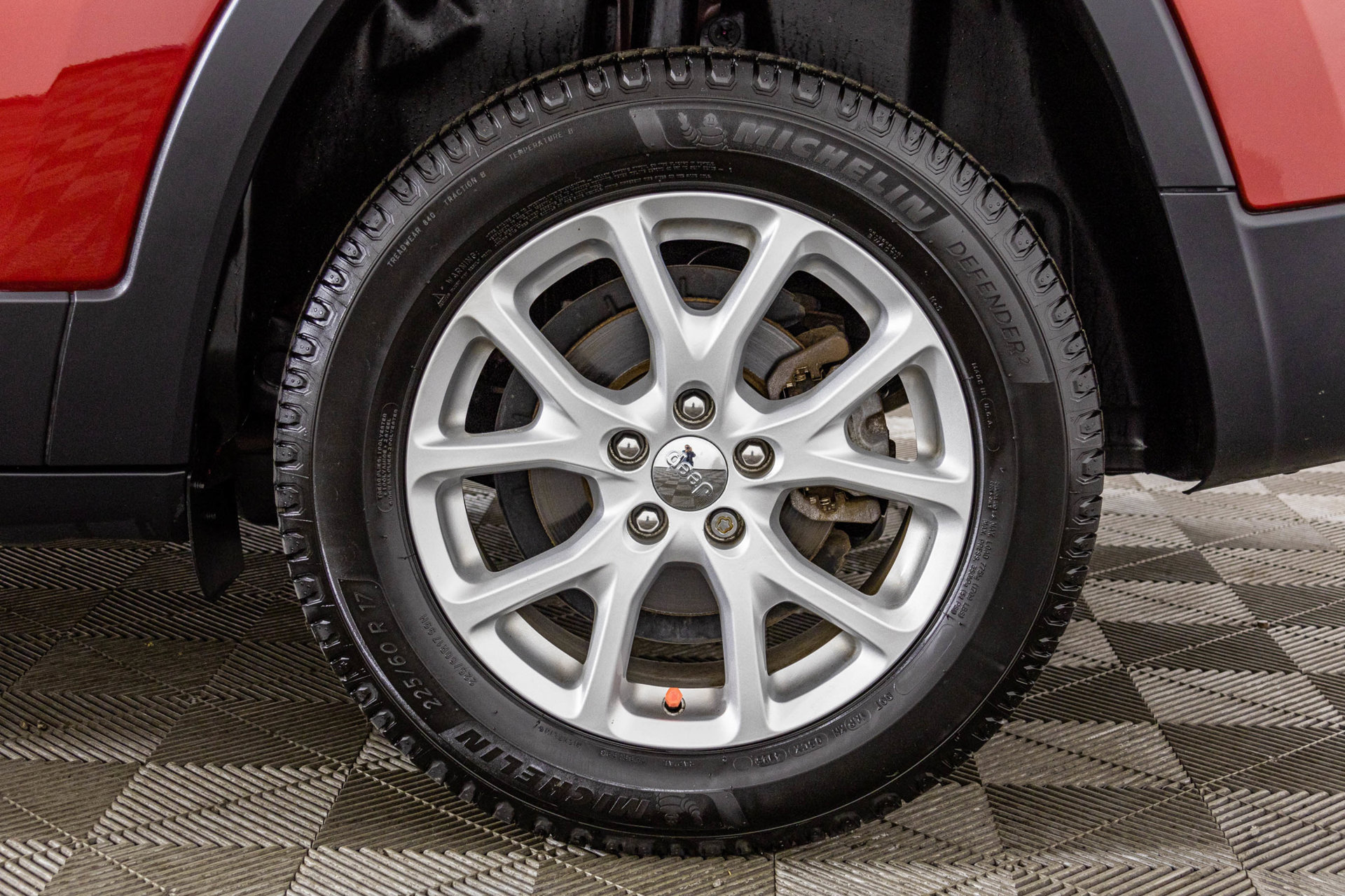 Used 2016 Jeep Cherokee Sport w/ Cold Weather Group FWD image 50