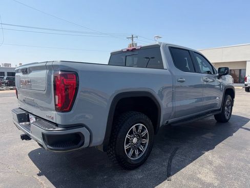 Used 2024 GMC Sierra 1500 AT4 w/ Technology Package AWD/4WD image 23