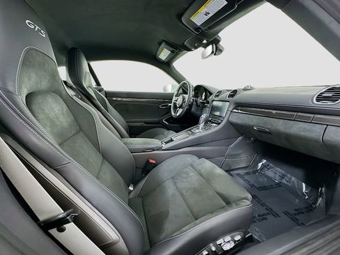 Certified 2024 Porsche 718 Cayman GTS RWD image 24